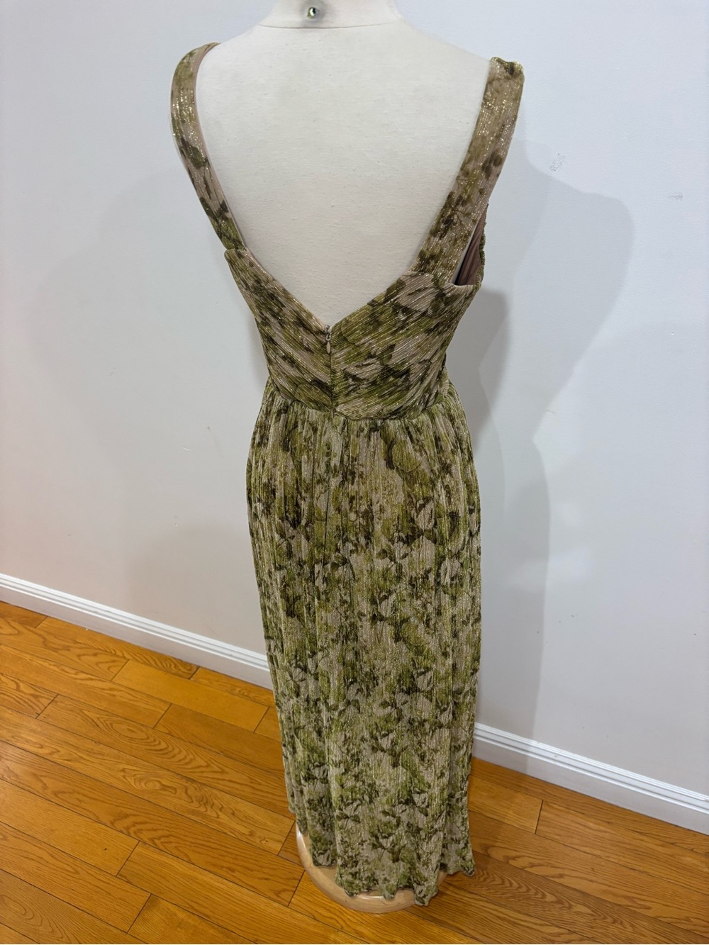 Dress the Population Mirabella Gown, Size: M - Picture 11 of 13